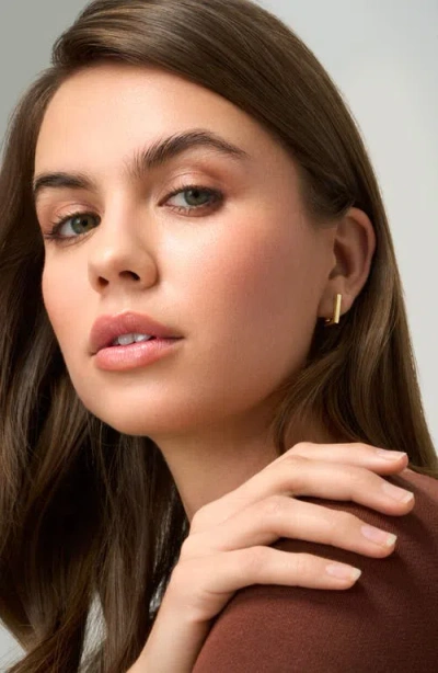 Bony Levy Rectangular Huggie Earrings In Gold