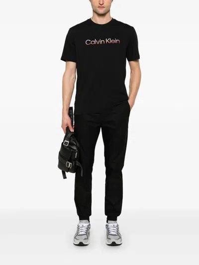Calvin Klein Logo-embroidered T-shirt