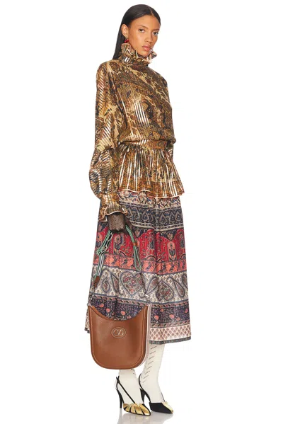 Valentino Garavani Medium Hobo Antibes In Burgundy