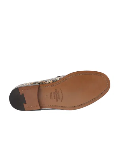 Scarosso Round Toe Casual Shoes In Black