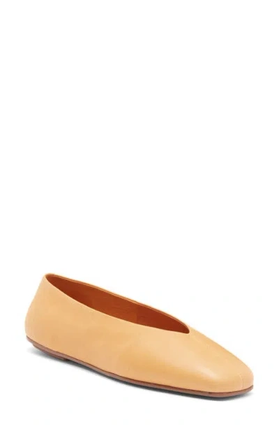 Jeffrey Campbell Fathom Flat In Honey