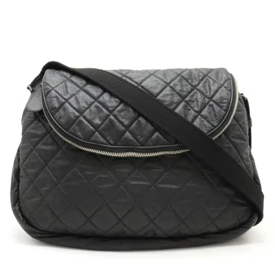 Pre-owned Chanel Black Leather Nylon Shoulder Bag ()