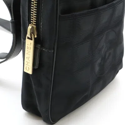 Pre-owned Chanel Black Nylon Jacquard Leather Pochette Shoulder Bag ()
