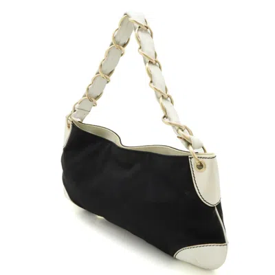 Pre-owned Chanel Black White Canvas Leather Shoulder Bag () In Black, White