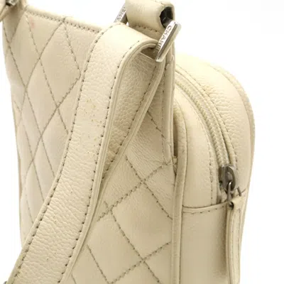 Pre-owned Chanel Light Beige Caviar Leather Pochette Shoulder Bag ()