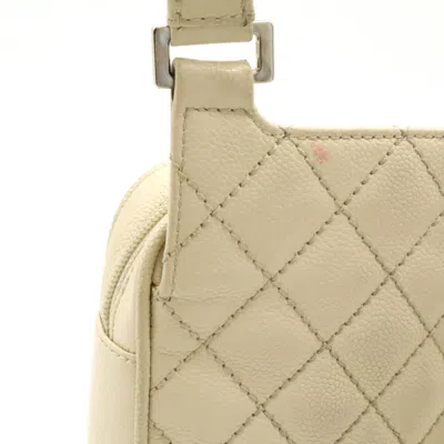 Pre-owned Chanel Light Beige Caviar Leather Pochette Shoulder Bag ()