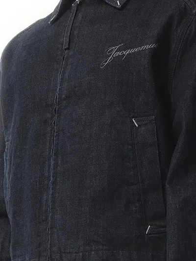 Jacquemus Dark Indigo Denim Jacket With Front Zipper And Logo In Blue