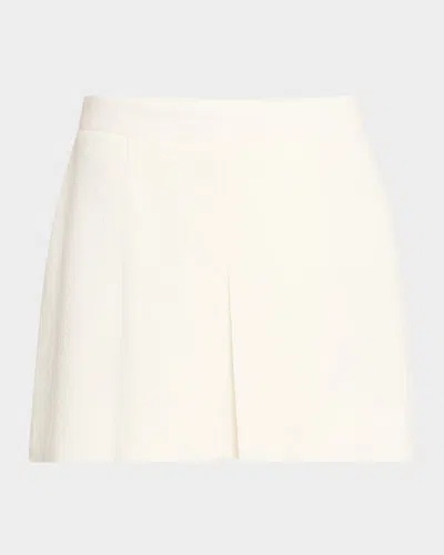 Frame The Seersucker Cotton Shorts In White