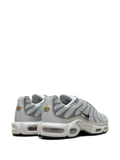 Nike Air Max Plus "light Silver" Sneakers In White