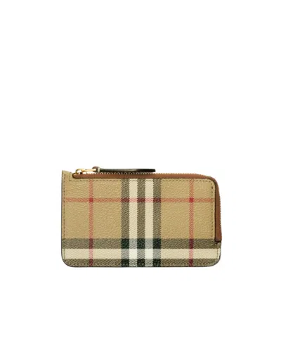 Burberry Vintage Checked Zipped Cardholder In Brown