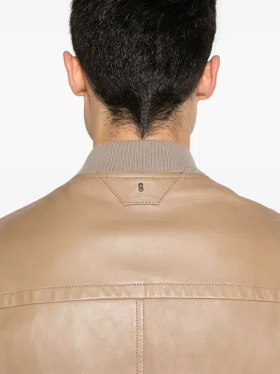 拉链袖口皮夹克