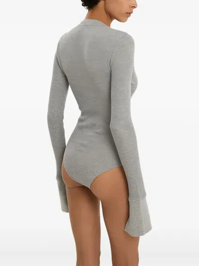 1989 Studio Light Grey Waffle Body V-neck In Gray