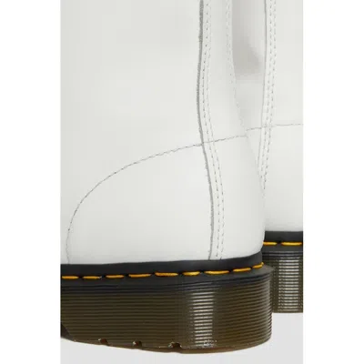 Dr. Martens Unisex 1460 Smooth 8 Eye Boots In White