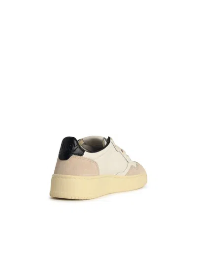 Autry Sneakers In White And Blue Leather In White
