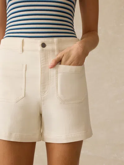 Faherty Stretch Terry Patch Pocket Short In Egret