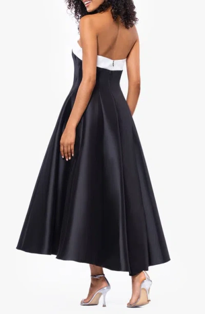 Betsy & Adam Contrast Strapless Mikado Ballgown In Black/white