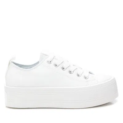 Xti Women's Platform Canvas Sneakers Refresh By  In White
