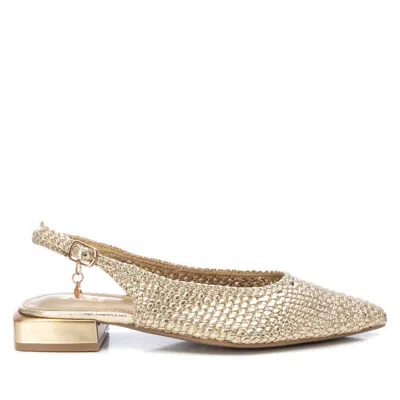 Xti Women's Pointy Toe Flat Shoes In Gold In Gold