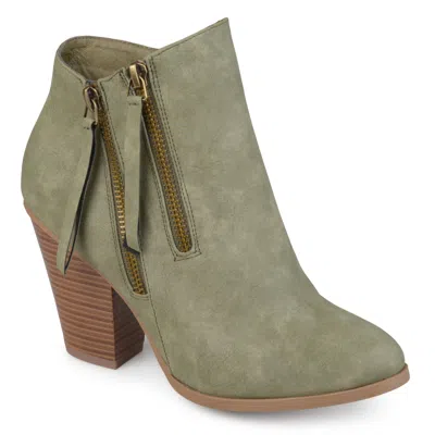 JOURNEE COLLECTION WOMENS VALLY INSIDE ZIP STACKED HEEL BOOTIES 