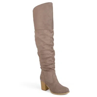 JOURNEE COLLECTION WOMENS KAISON STACKED HEEL OVER THE KNEE BOOTS 