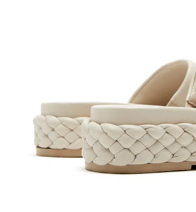 La Canadienne ?variant=43320325210249&country=us In Off White