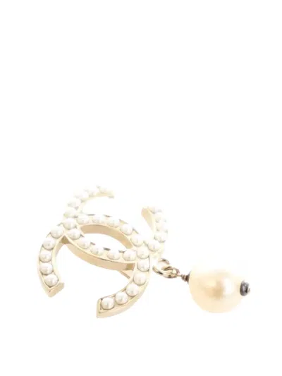 Pre-owned Chanel 2013 Gold Plated Faux Pearl Cc Drop Brooch Costume Brooch