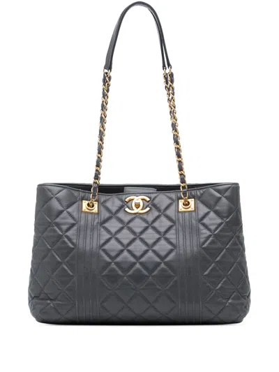 Pre-owned Chanel 2014-2015 Cc Quilted Lambskin Pin Tuck Tote Bag In Grey