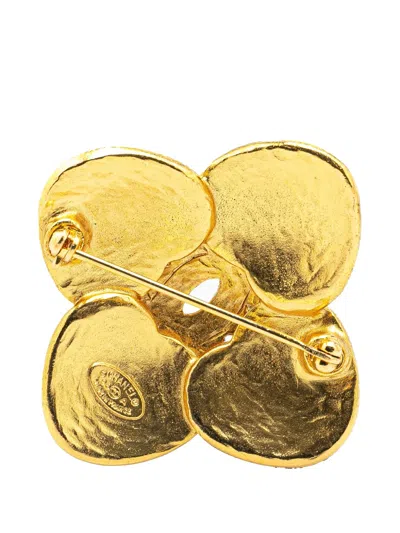 Pre-owned Chanel 1996 Gold Plated Cc Clover Brooch Costume Brooch
