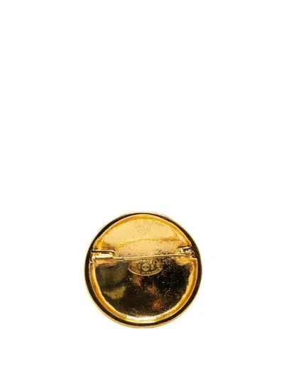 Pre-owned Chanel 1980-1990 Gold Plated Cc Quilted Round Brooch Costume Brooch