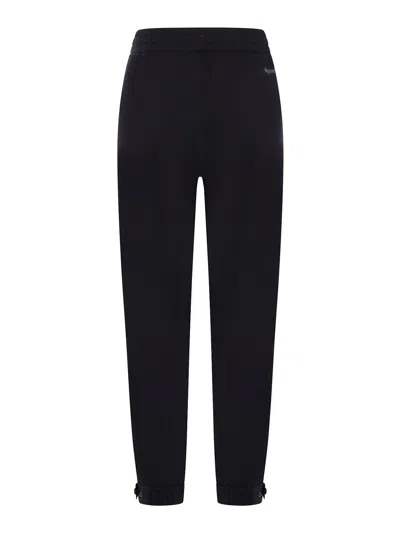 Moncler Trousers Gore-tex 3l Lightweight Plain Weave In Negro