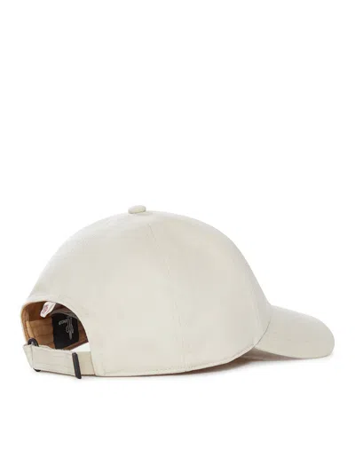 Moncler Cap In Color Carne Y Neutral