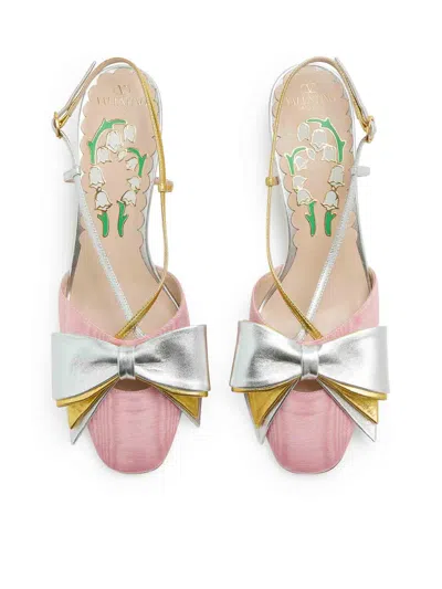 Valentino Slingback Pumps In Color Carne Y Neutral