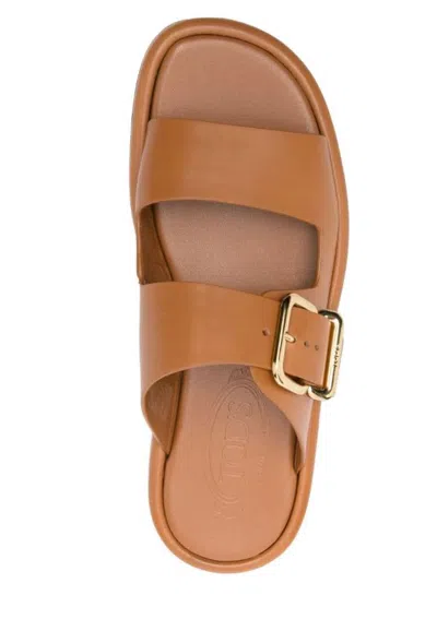 Tod's Leather Sandals In Brown