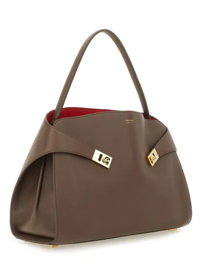 Ferragamo Two-tone Structured Medium Shoulder Bag In Grey