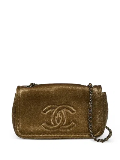 Pre-owned Chanel 2010 Timeless Cc Flap Shoulder Bag In Gold