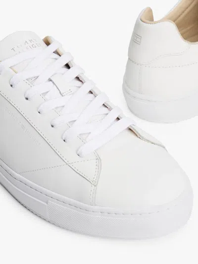 Tommy Hilfiger Leather Low-top Sneakers With Round Toe In White