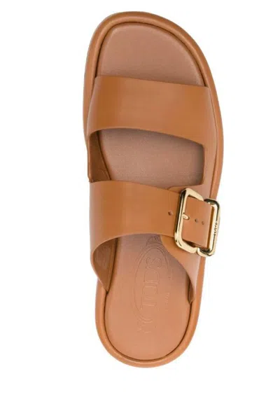 Tod's Leather Sandals In Brown