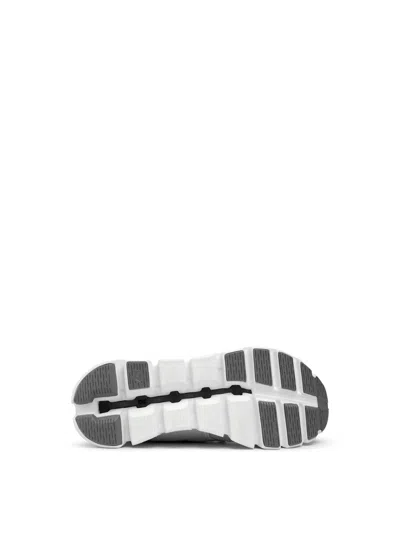 On Cloud 5 Trainers, Size 6 In Multicolor