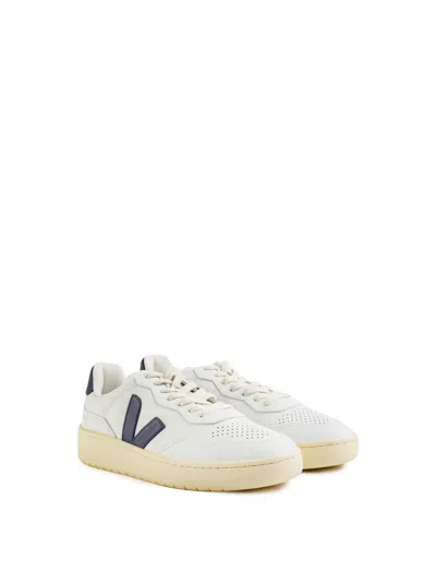 Veja Low-top Sneakers With Perforated Detailing And Iconic Logo In Multicolor
