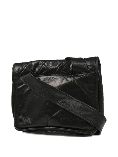 Pre-owned Chanel 2006 Diamond-quilted Shoulder Bag In Black