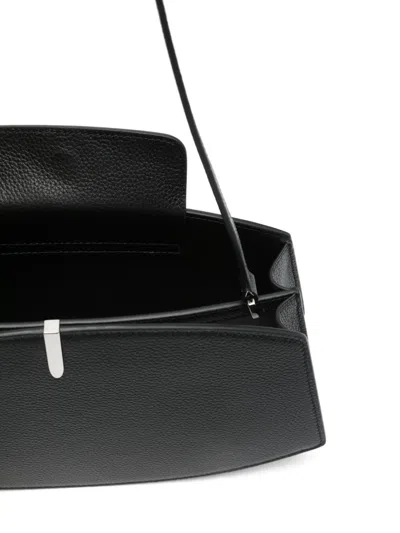Savette Leather Shoulder Bag In Black