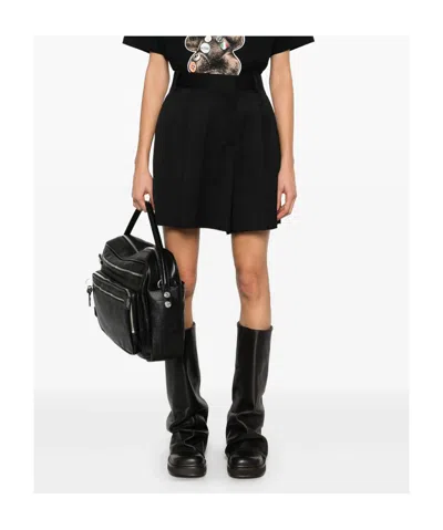 Moschino Pleated Shorts With Belt Loops And Pockets In Black