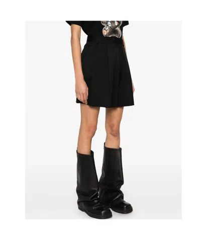 Moschino Pleated Shorts With Belt Loops And Pockets In Black