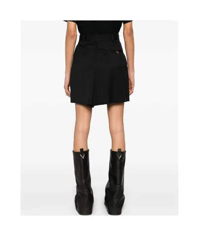 Moschino Pleated Shorts With Belt Loops And Pockets In Black