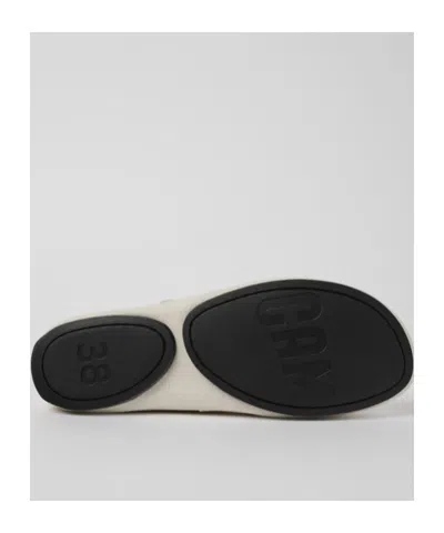 Camper Right Nina Leather Ballelrina Shoes In Neutral