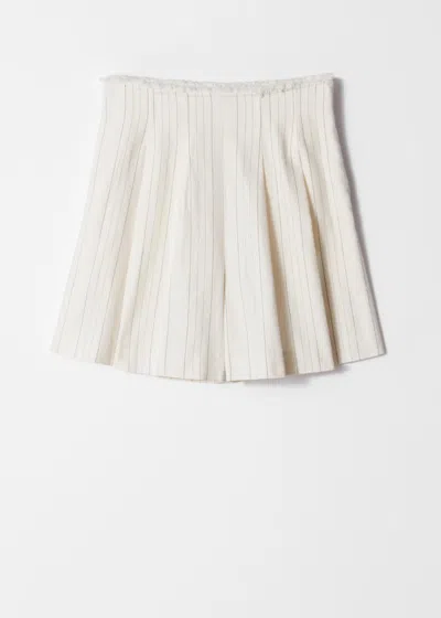 & Other Stories Raw-edge Pleated Shorts In White