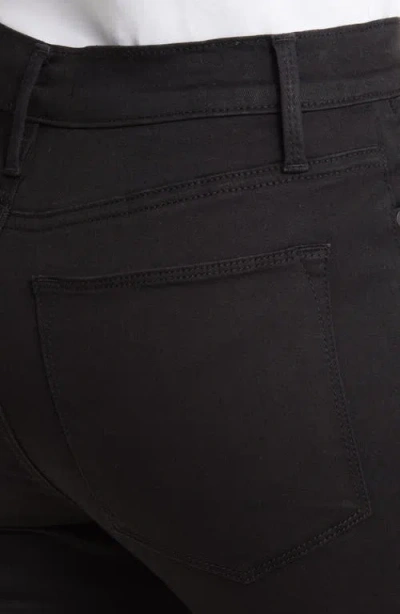 Frame Easy Flare Raw Hem Jeans In Blackfinn