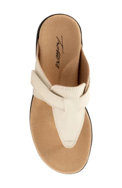 Trotters Robin Flip Flop In Ivory