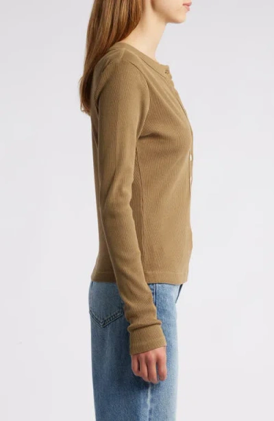 Citizen Of Humanity Citizens Of Humanity Varra Rib Henley In Sandie