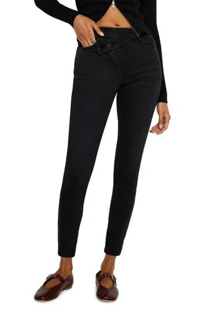 Good American Good Legs Crossover Waist Ankle Skinny Jeans In Black337